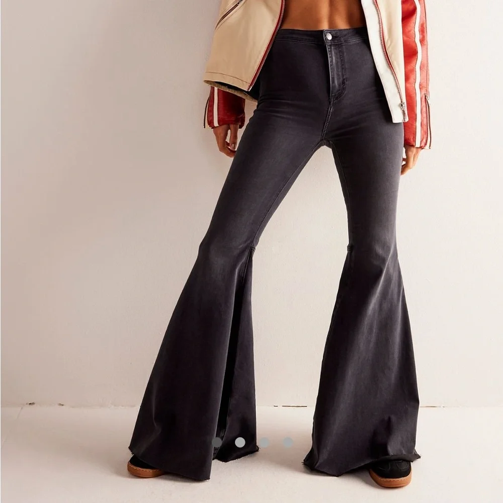 Free People high waist super flare jeans size 28 - Picture 1 of 5